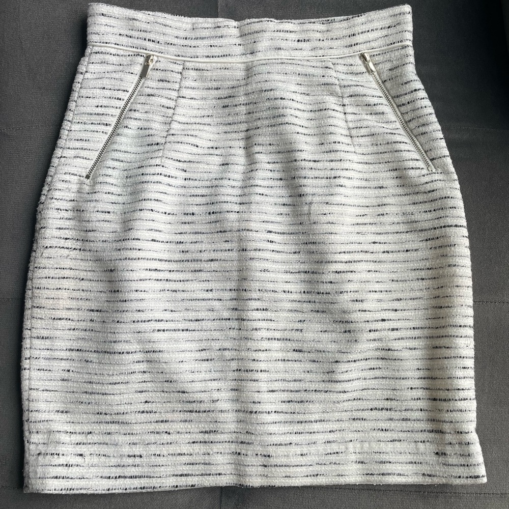 Black & white tweed pencil skirt